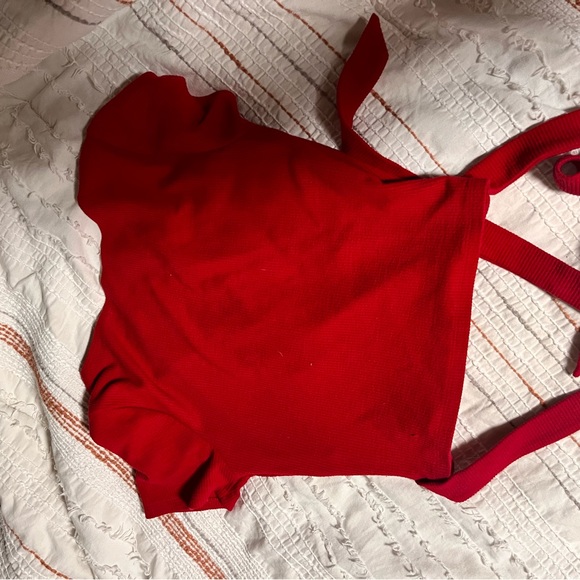 Hollister wrap top! - Picture 2 of 2